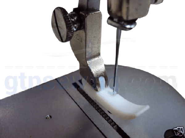 Industrial sewing machine foot
